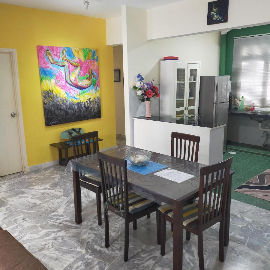 Relaxing Retreats At Cocobay Apartments Port Dickson Exterior foto