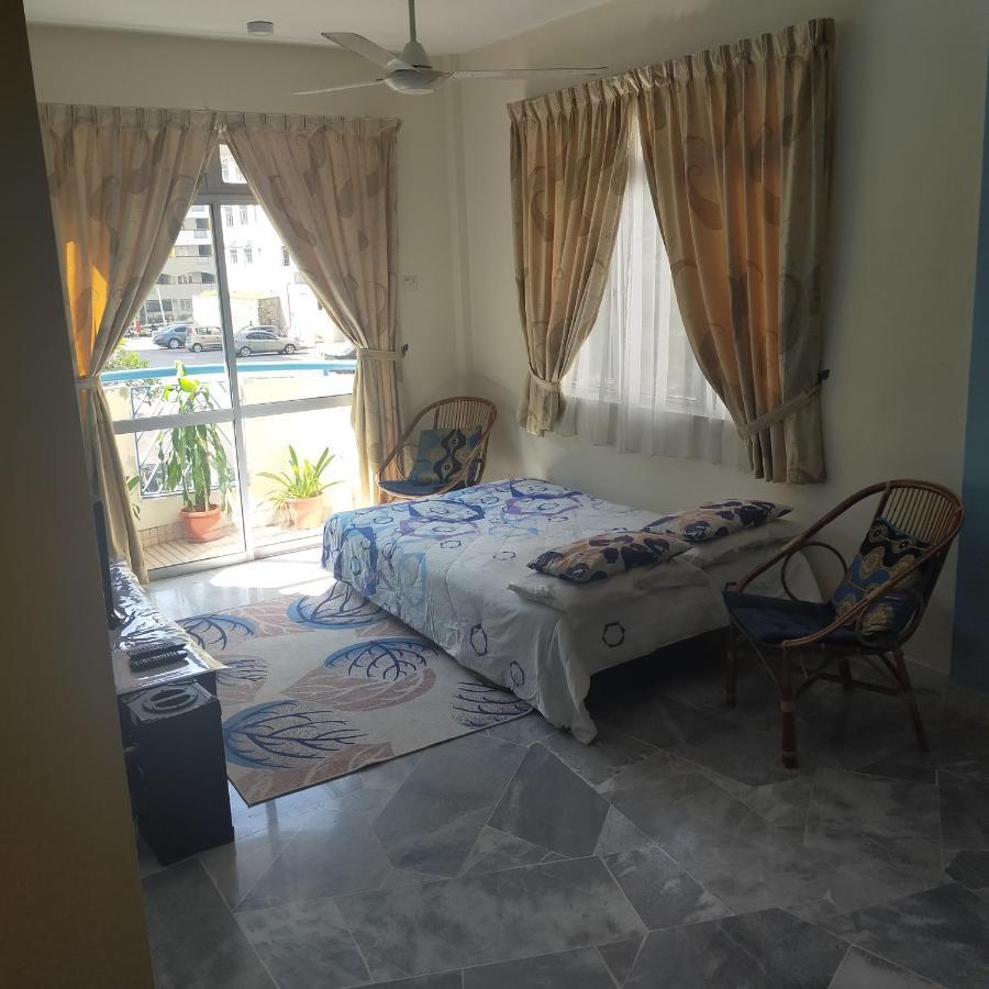 Relaxing Retreats At Cocobay Apartments Port Dickson Exterior foto